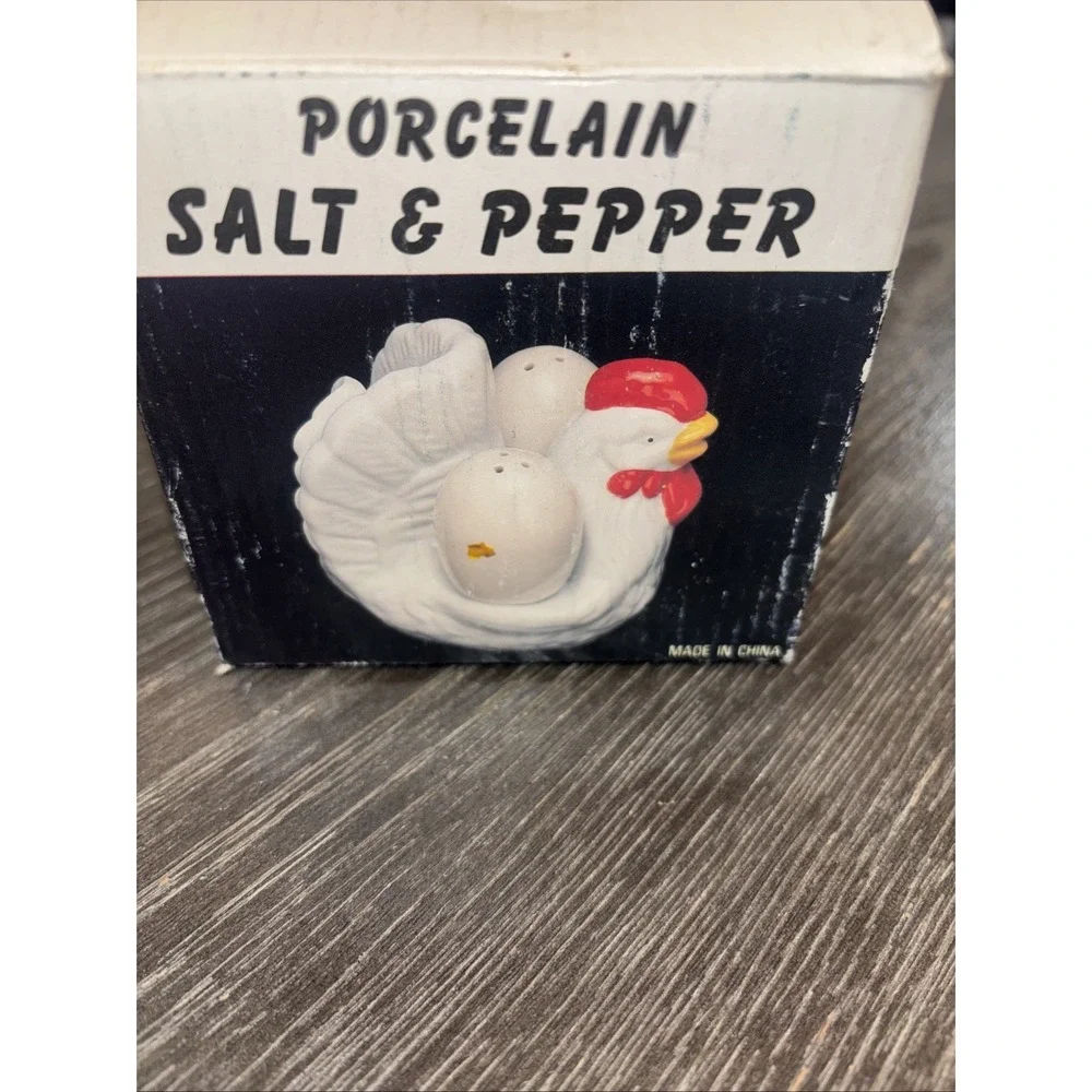 Vintage Porcelain Hen & Egg Napkin Holder/ Salt & Pepper Shakers New in box!